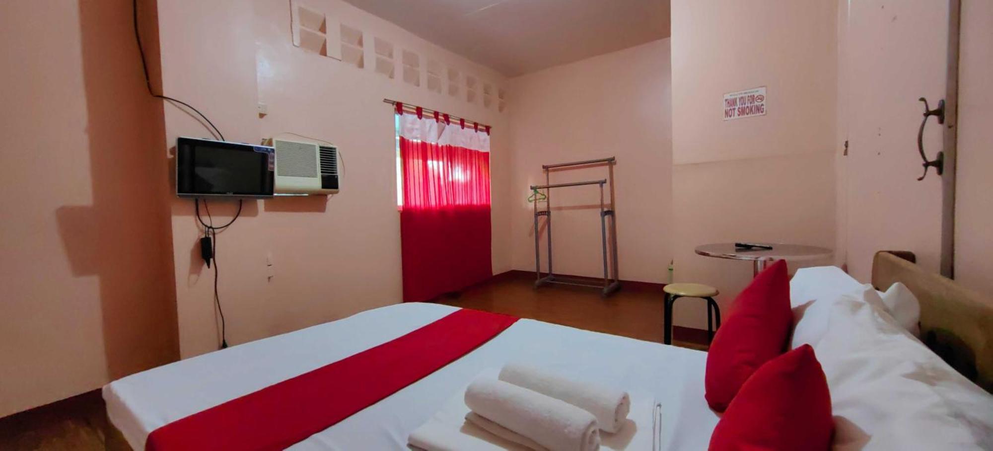 Oyo 1038 William Hearts Pension Puerto Princesa Екстер'єр фото