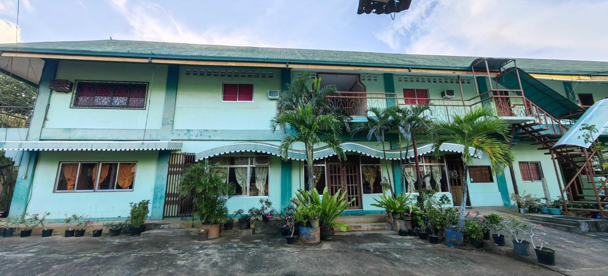 Oyo 1038 William Hearts Pension Puerto Princesa Екстер'єр фото